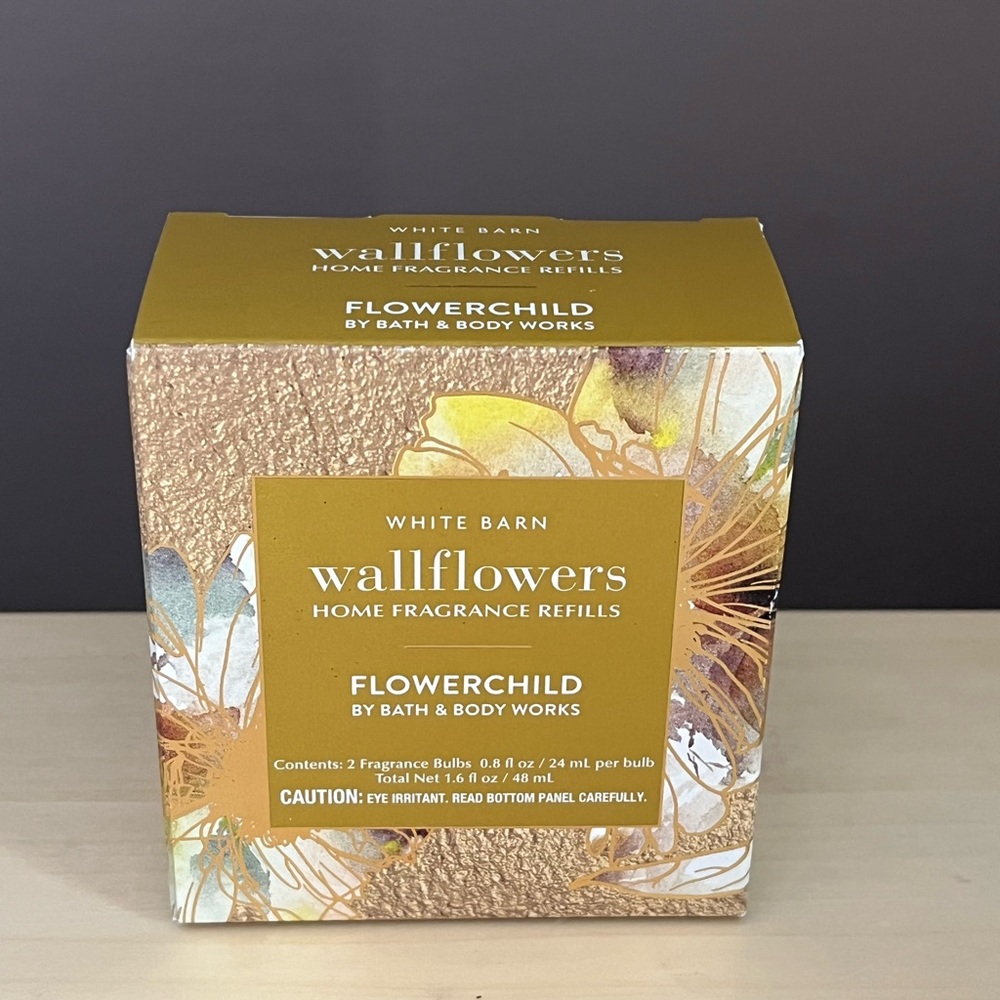 Two Pack Bath Body Works White Barn Flowerchild Wallflower Refills